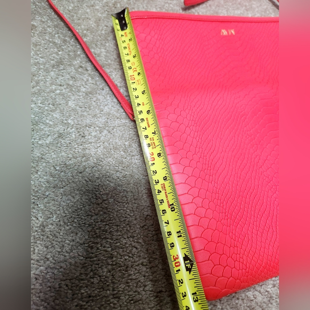 Wristlet / Clutch - Picture 9 of 11
